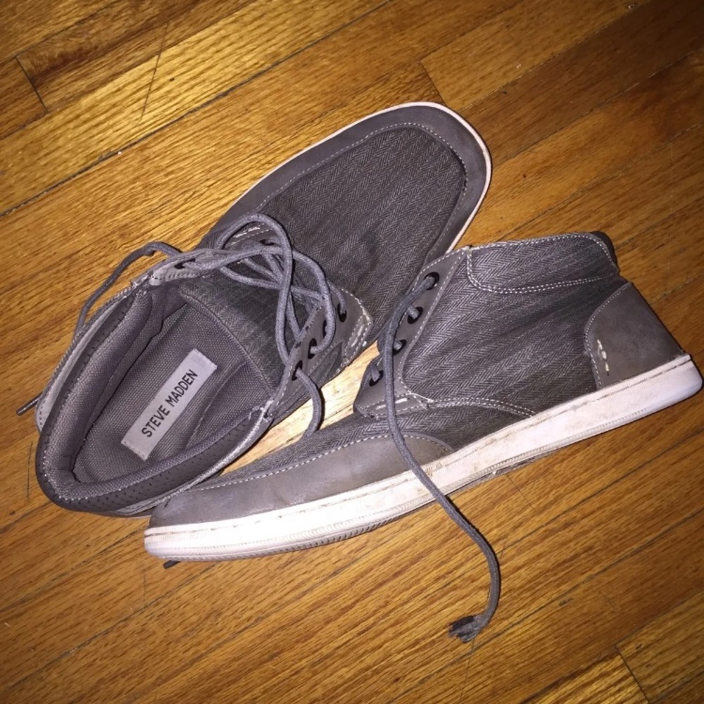 Men’s Steve Madden sneakers